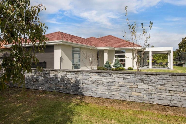 Photo of property in 2 Gleneagles Drive, Aongatete, Katikati, 3178