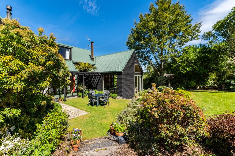 Photo of property in 31 Spiers Road, Halfway Bush, Dunedin, 9010