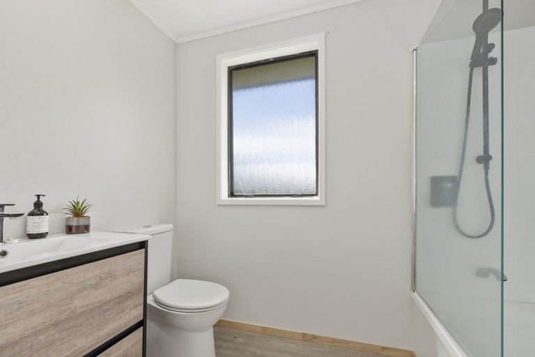 Photo of property in 41 Sunline Place, Ngongotaha, Rotorua, 3010