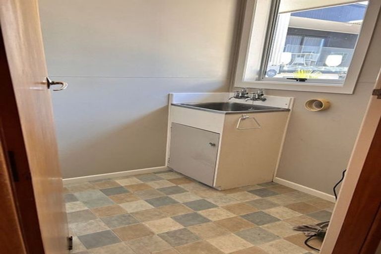 Photo of property in 256c Courtenay Street, Strandon, New Plymouth, 4312