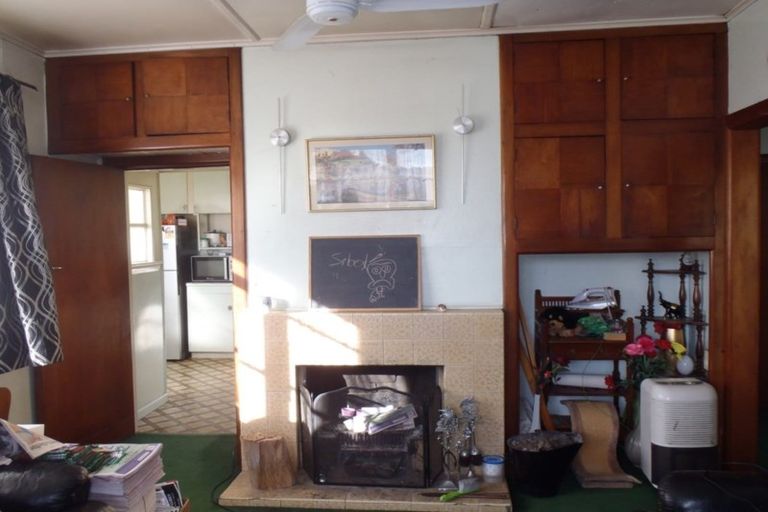 Photo of property in 9-13 Rochfort Street, Greymouth, 7805