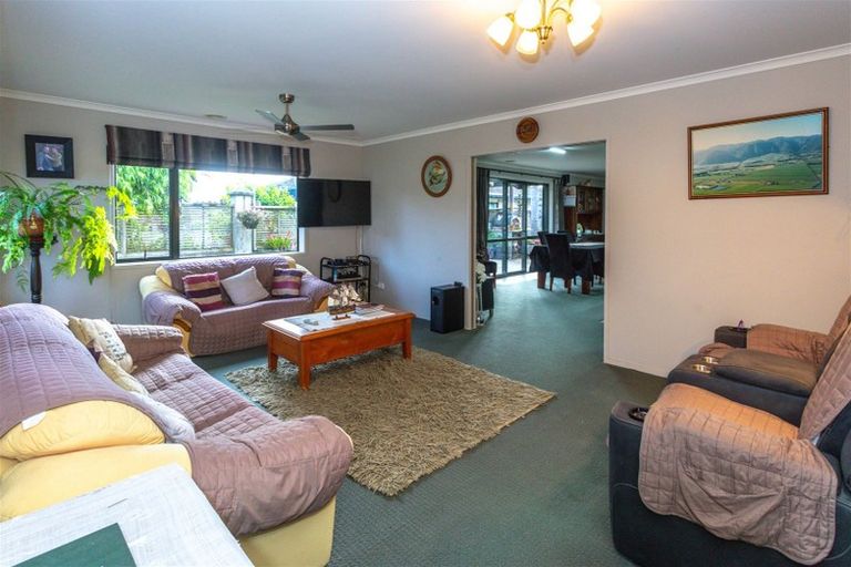 Photo of property in 3 Acacia Court, Whitianga, 3510