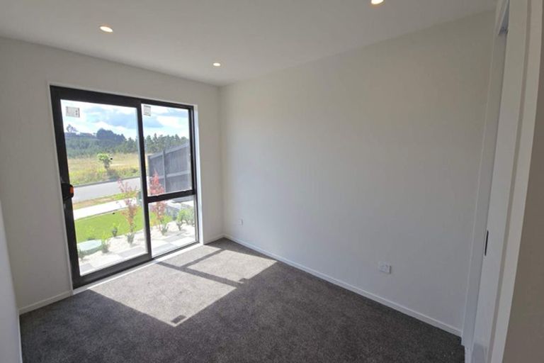 Photo of property in 14 Grand Ridge Avenue, Flat Bush, Auckland, 2019