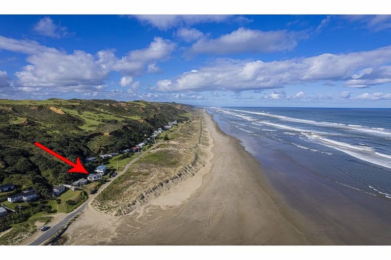 Photo of property in 37 Marine Drive, Te Kopuru, Dargaville, 0371