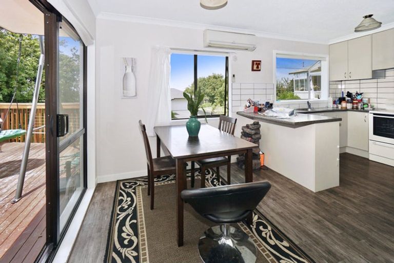 Photo of property in 8b Wiltshire Place, Te Puke, 3119