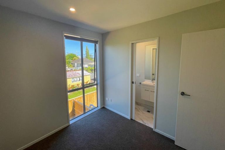 Photo of property in 4/51 Wharf Road, Te Atatu Peninsula, Auckland, 0610