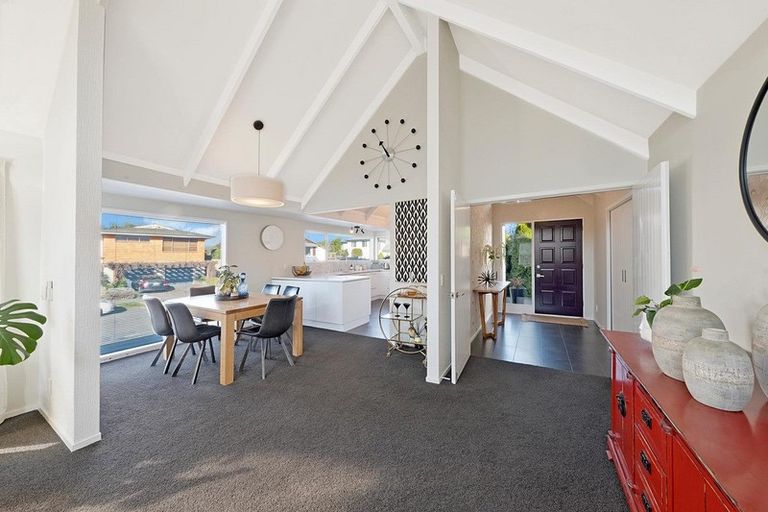 Photo of property in 29 Colina Street, Avonhead, Christchurch, 8042