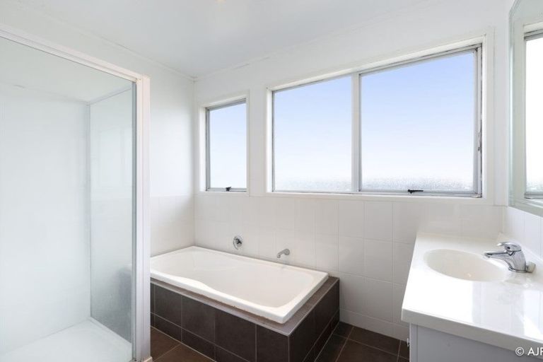 Photo of property in 19 Mareretu Avenue, Patumahoe, Pukekohe, 2679