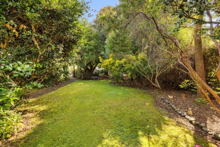 Photo of property in 48 Resolution Road, Welcome Bay, Tauranga, 3112