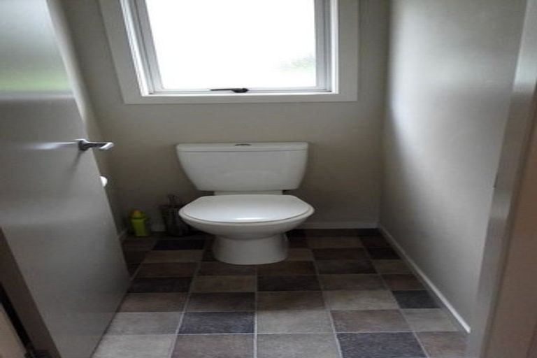 Photo of property in 24a Taylor Terrace, Tawa, Wellington, 5028