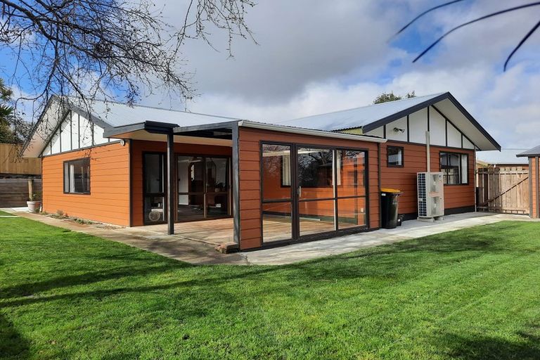 Photo of property in 67 Fraser Drive, Feilding, 4702