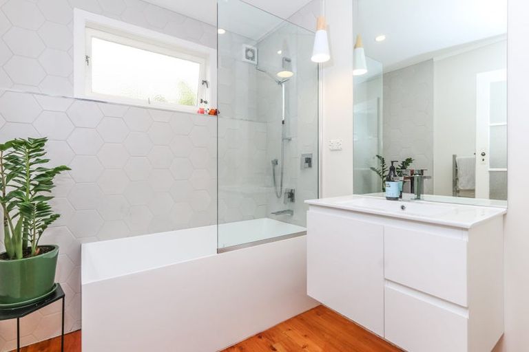 Photo of property in 23 Dickens Street, Grey Lynn, Auckland, 1021