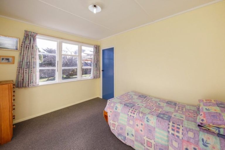 Photo of property in 8 Tweed Street, Roslyn, Palmerston North, 4414