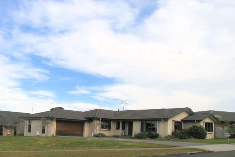 Photo of property in 55 Ayrshire Drive, Grandview Heights, Hamilton, 3200