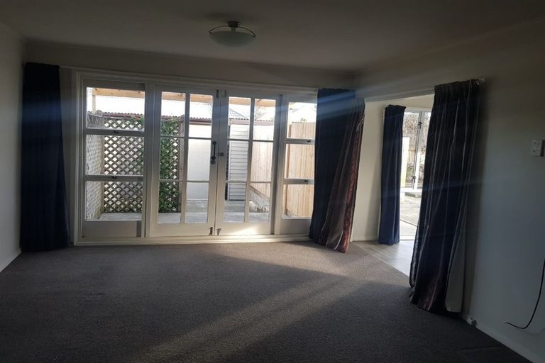 Photo of property in 1 Seton Street, Riccarton, Christchurch, 8011