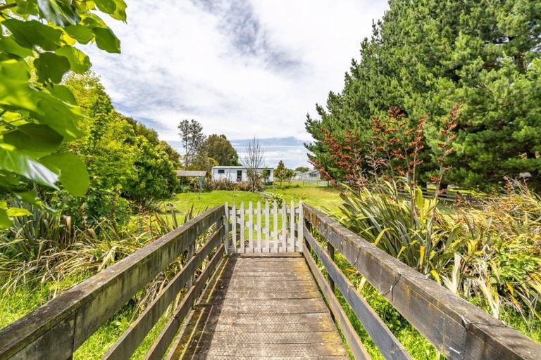 Photo of property in 14 Ngareta Street, Marton, 4710