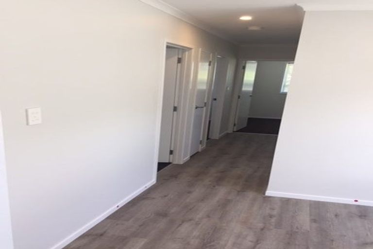 Photo of property in 11a Rishworth Avenue, Stanmore Bay, Whangaparaoa, 0932