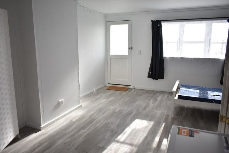 Photo of property in 103 Ironside Road, Johnsonville, Wellington, 6037