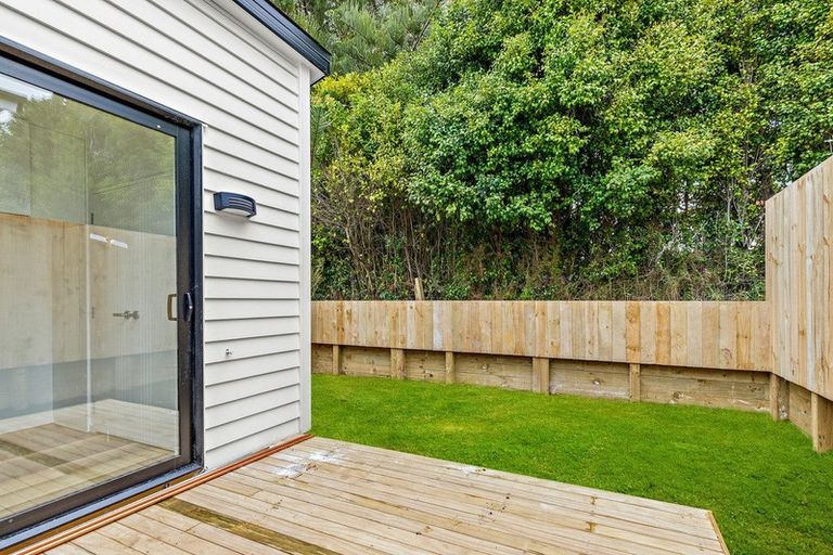 Photo of property in 3b Matakohe Road, Westgate, Auckland, 0814