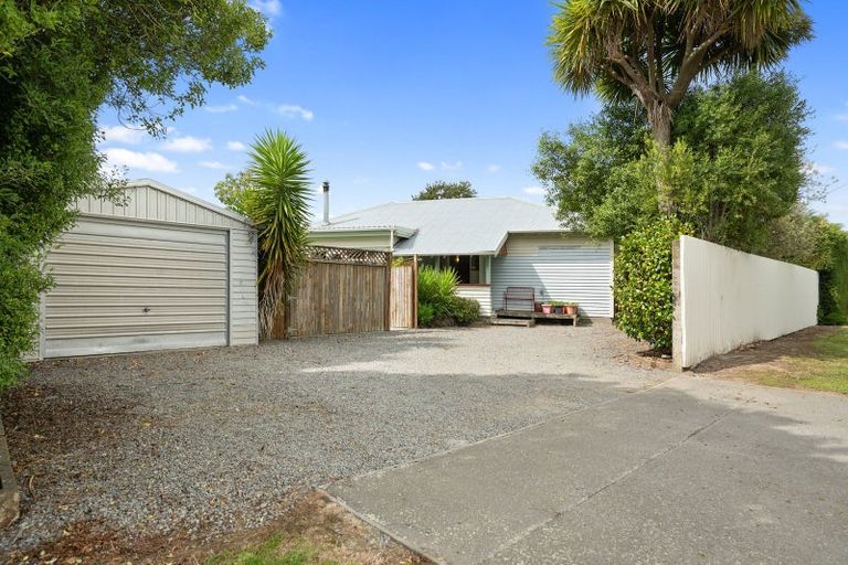 Photo of property in 8 King Street, Doyleston, 7682