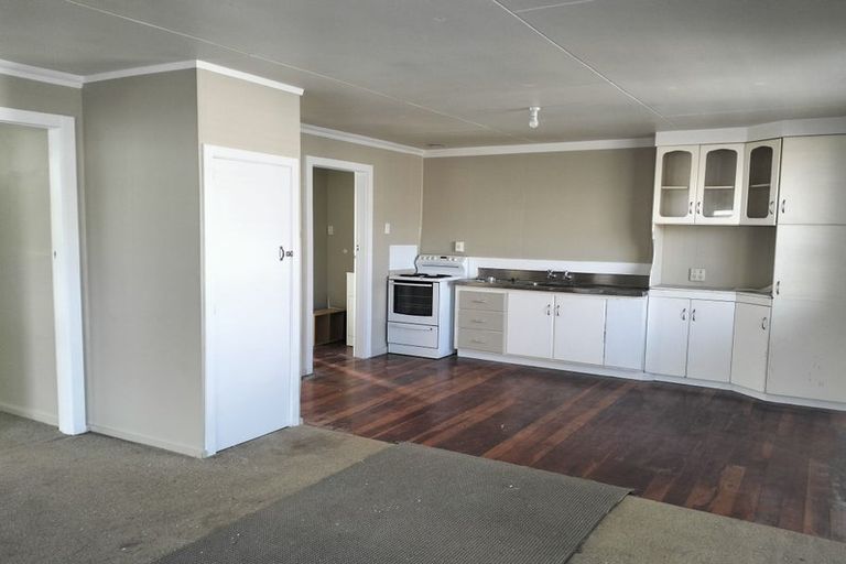 Photo of property in 6/35a Nelson Street, Waitara, 4320