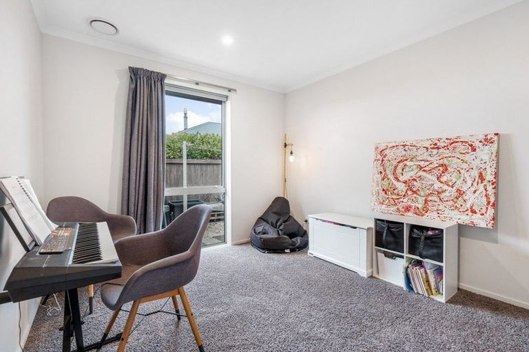 Photo of property in 18 Lancaster Lane, Waldronville, Dunedin, 9018