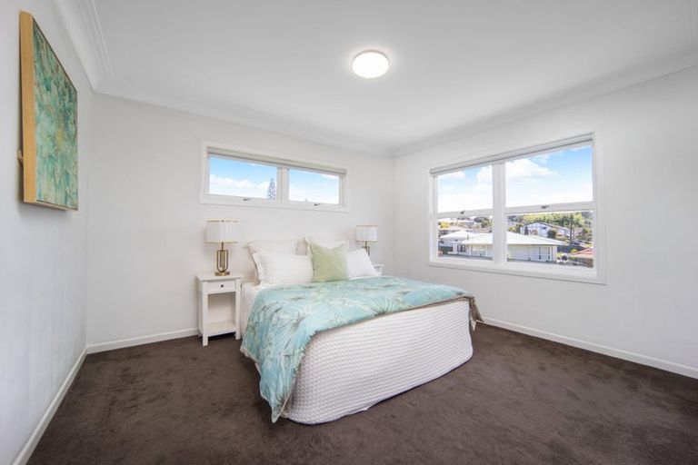 Photo of property in 34 Kohekohe Street, New Lynn, Auckland, 0600