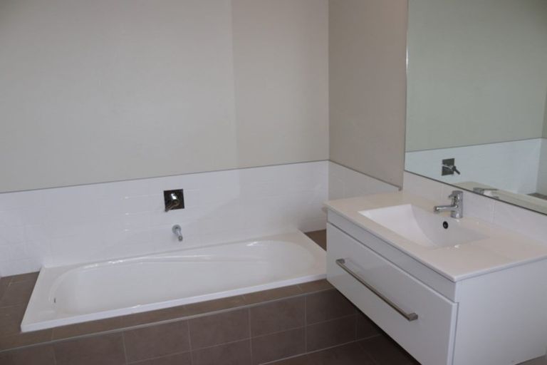 Photo of property in 19a Matthews Road, Flat Bush, Auckland, 2019