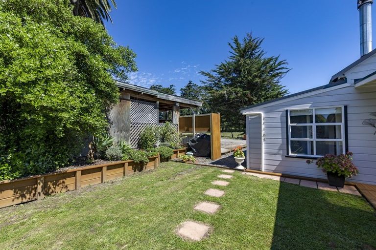 Photo of property in 56 Tapairu Road, Waipawa, 4275