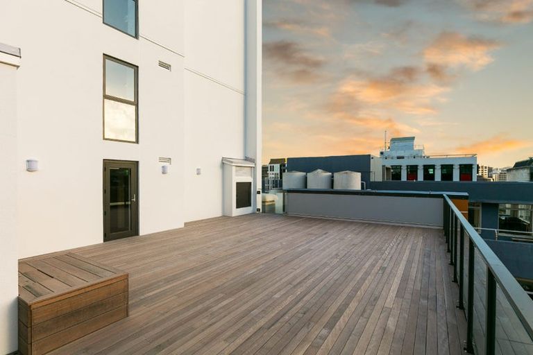 Photo of property in Frame Apartments, 802/111 Molesworth Street, Thorndon, Wellington, 6011