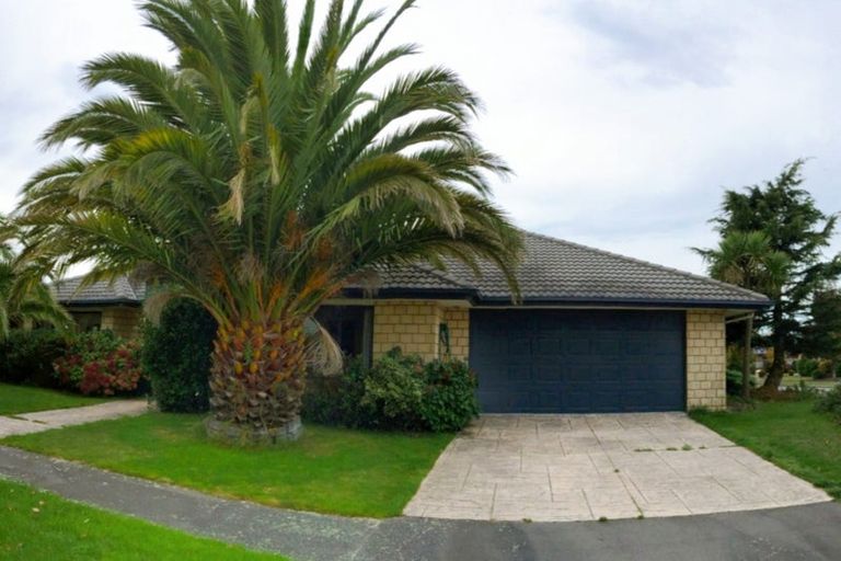 Photo of property in 2 Rawei Place, Harewood, Christchurch, 8051