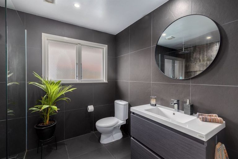 Photo of property in 262 Main North Road, Redwood, Christchurch, 8051