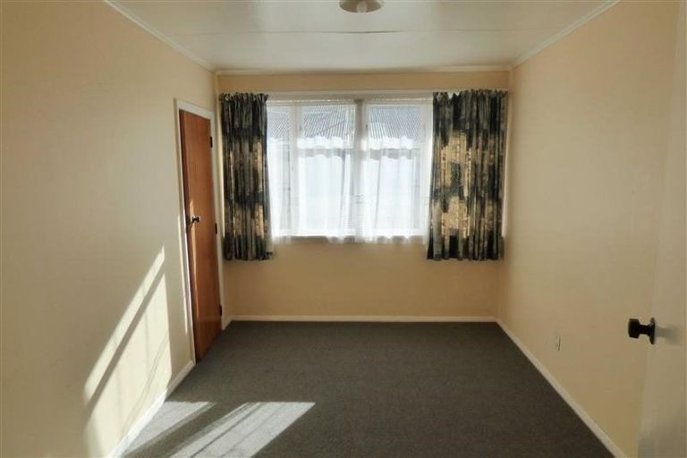 Photo of property in 11 Arawa Street, Welbourn, New Plymouth, 4312