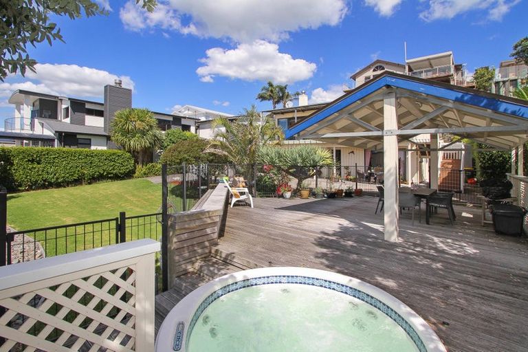 Photo of property in 26 Crispe Road, Clarks Beach, 2122