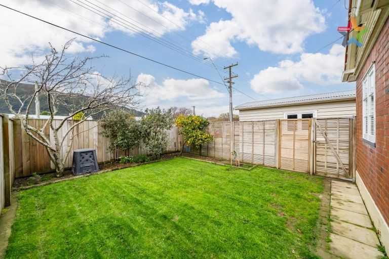 Photo of property in 69 Waiwhetu Road, Waterloo, Lower Hutt, 5011