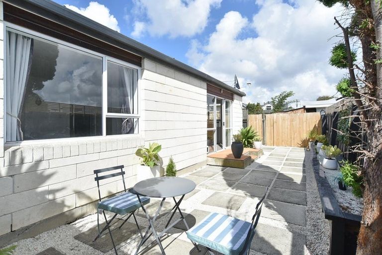 Photo of property in 97b Waltham Road, Sydenham, Christchurch, 8023