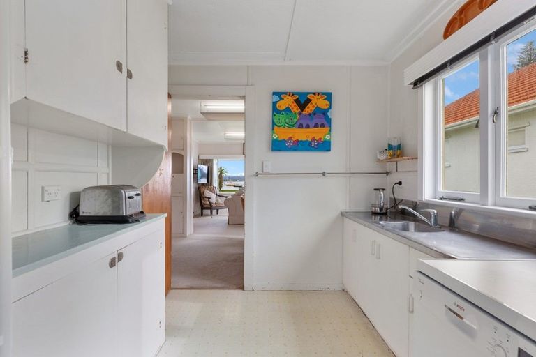 Photo of property in 18 The Mall, Mount Maunganui, 3116
