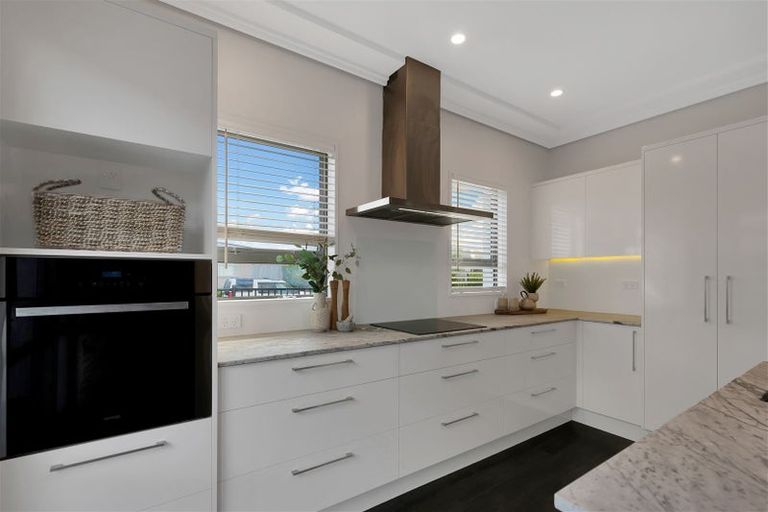 Photo of property in 10 Aroha Street, Pegasus, 7612