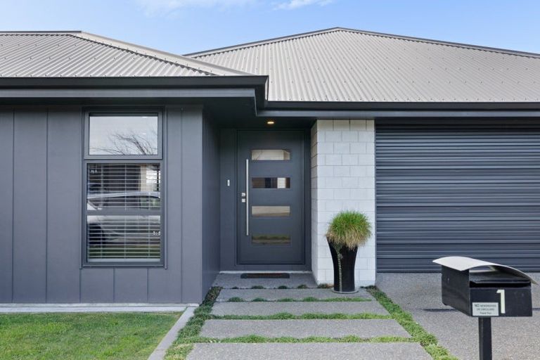 Photo of property in 1 Paiawa Way, Pyes Pa, Tauranga, 3110