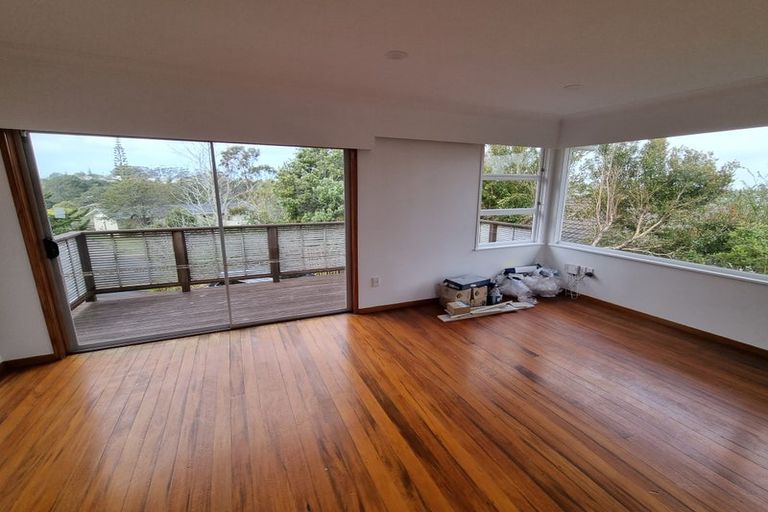 Photo of property in 44 Juniper Road, Sunnynook, Auckland, 0620