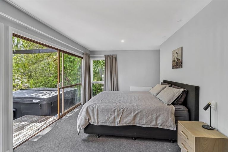 Photo of property in 9 Joyce Crescent, Ilam, Christchurch, 8041
