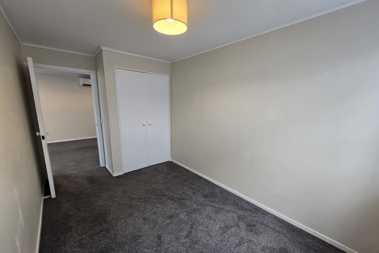 Photo of property in 24 Pennant Grove, Titahi Bay, Porirua, 5022