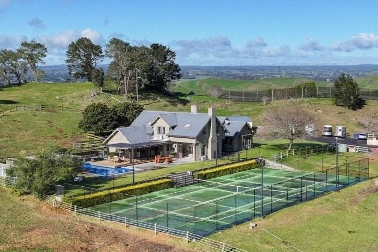 Photo of property in 319 Crawford Road, Minden, Tauranga, 3171