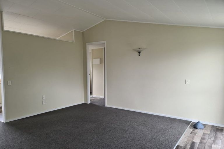 Photo of property in 15 Dalwood Grove, Highbury, Palmerston North, 4412