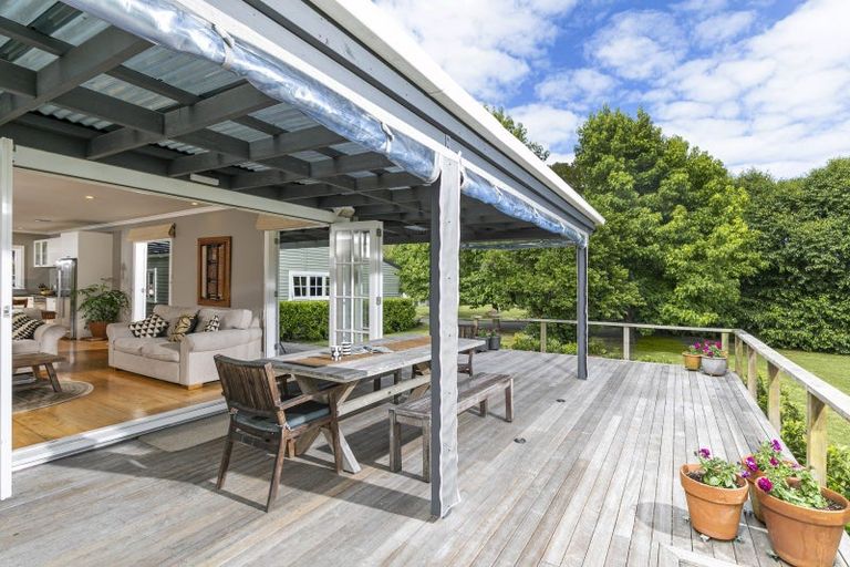 Photo of property in 33 Cable Road, Waimauku, 0881