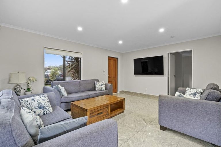 Photo of property in 92a Alfriston Road, Manurewa, Auckland, 2105