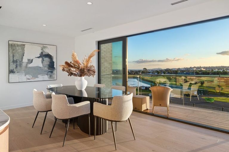 Photo of property in 57 Ladies Mile, Manly, Whangaparaoa, 0930