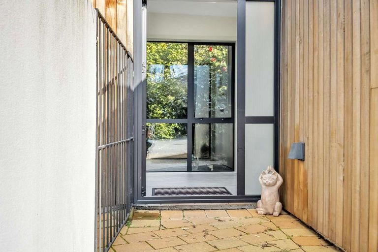 Photo of property in 3/48 Mcfaddens Road, St Albans, Christchurch, 8052