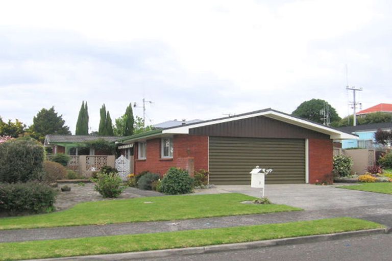 Photo of property in 1 Linklater Avenue, Bellevue, Tauranga, 3110
