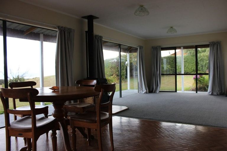 Photo of property in 986 Tinopai Road, Tinopai, Matakohe, 0593